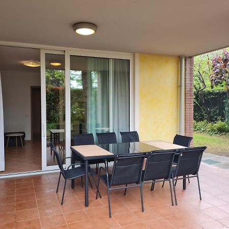 Lato Soleggiato @Gardazzurro Apartment Padenghe sul Garda Luaran gambar