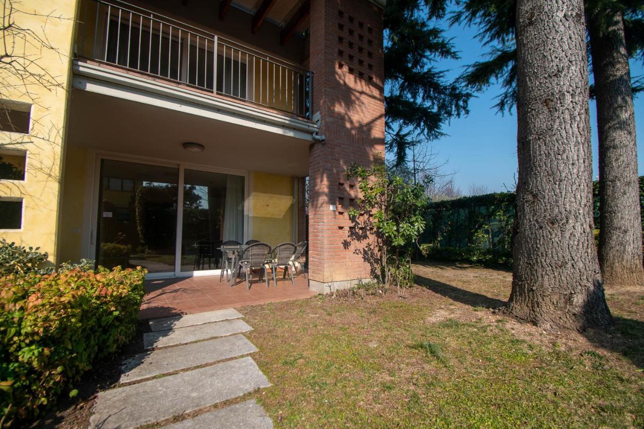 Lato Soleggiato @Gardazzurro Apartment Padenghe sul Garda Luaran gambar